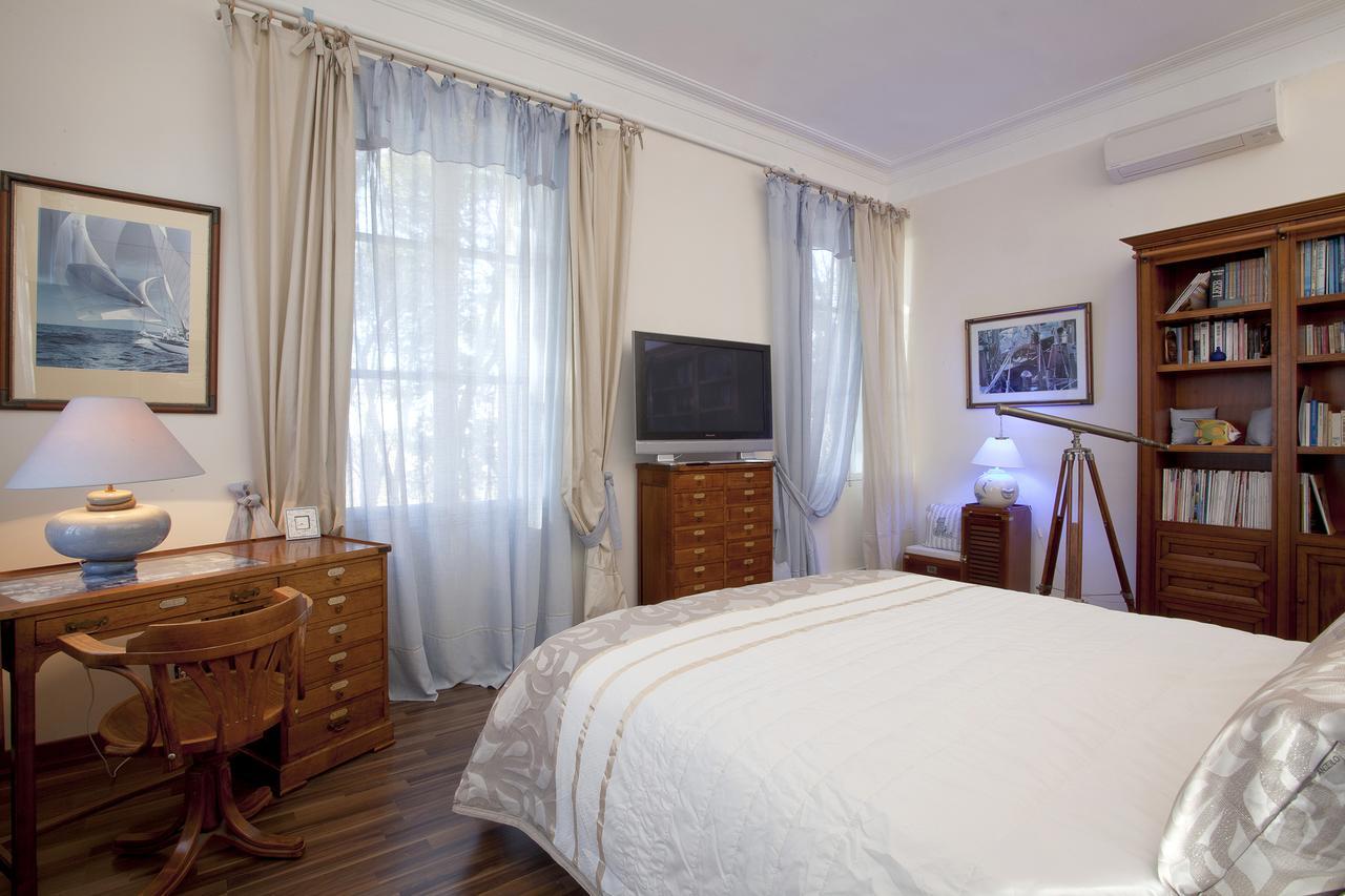 Chateau Sainte Colombe Bed and Breakfast Exteriör bild