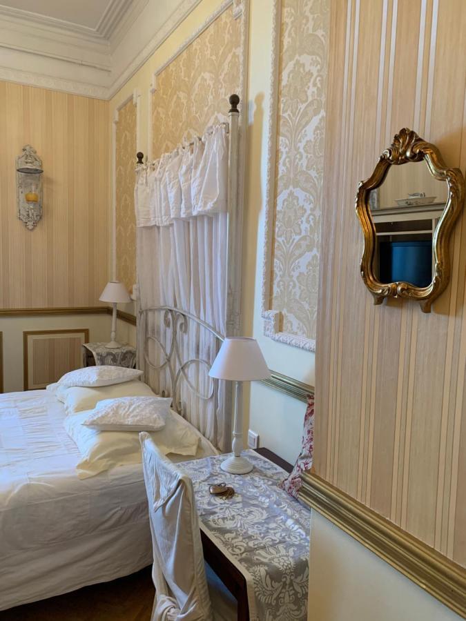 Chateau Sainte Colombe Bed and Breakfast Exteriör bild